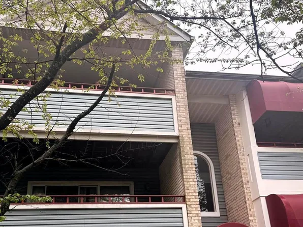 3309 Sir Thomas Dr #5-A-32, Silver Spring, MD 20904