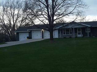 1304 Crown Rd, Norfolk, NE 68701