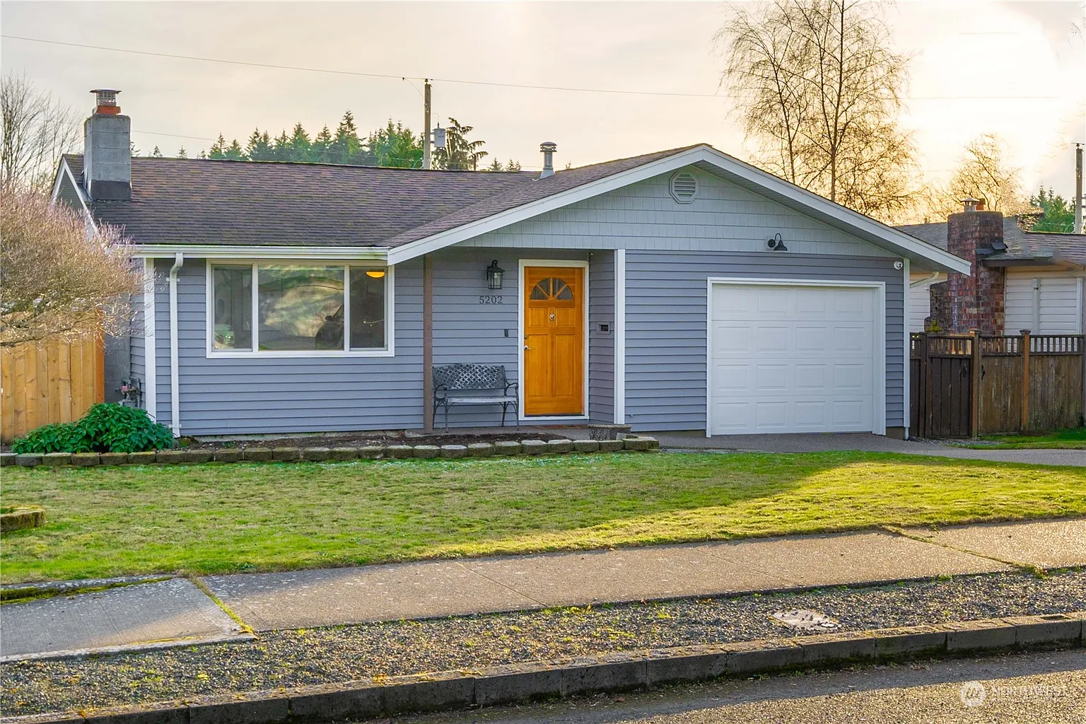 5202 S 10th Street photo 1