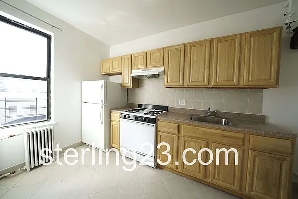 Rented by Sterling Realty Solution Inc | media 16