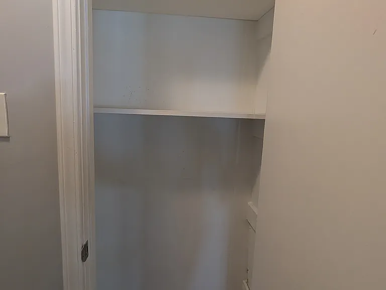700 Graymont Ave W #1 — Photo 3