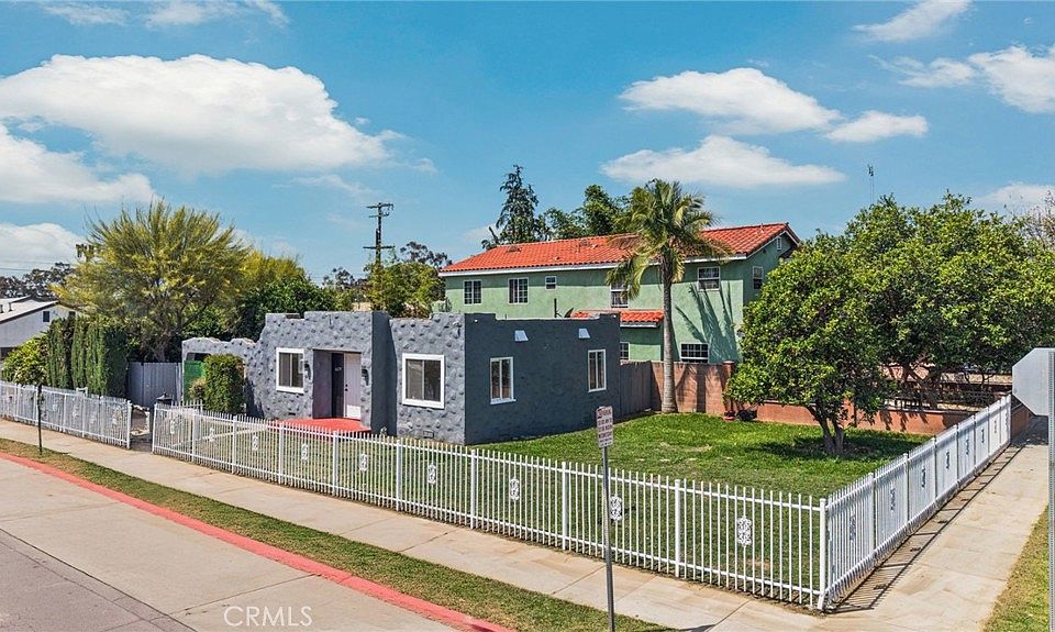 1st image of 6639 Muriel Ave