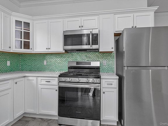 4th image of 253-02 Memphis Avenue