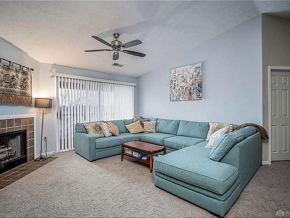 3rd image of 6631 Hedington Sq APT 5