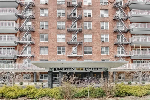 Rented by Bond New York | media 6