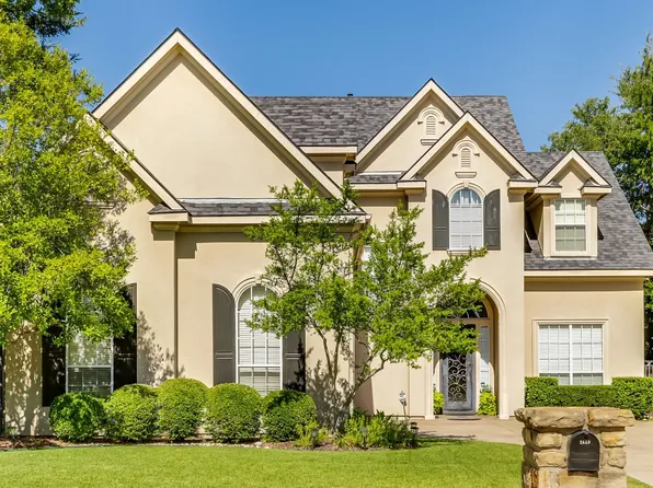 2639 Juniper Ln, Grapevine, TX 76051