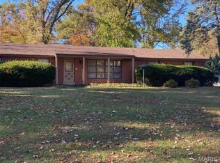 6501 Howdershell Rd, Hazelwood, MO 63042