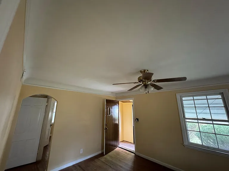 20441 Five Points St — Photo 6