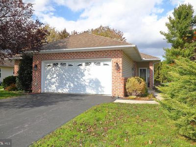 234 Blossom Trl, Mount Joy, PA, 17552