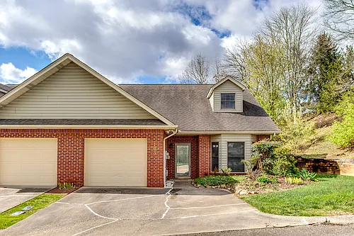 103 Pinewood Dr #1 Photo 1