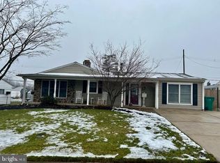 56 Valley Rd, Levittown, PA 19057