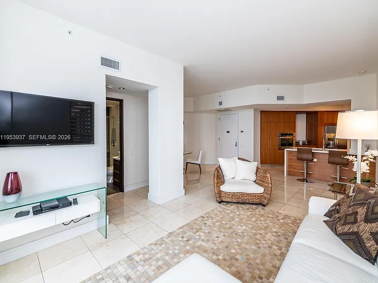 888 Brickell Key Dr #210 — Photo 23