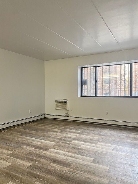 1st image of 40-23 Ithaca St Floor 2