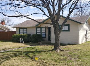 912 Bolivar St, Sanger, TX 76266