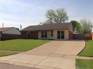175 Bradley Dr, Germantown, OH 45327