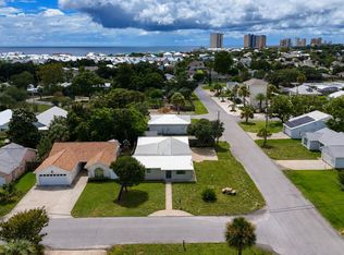 501 Camelia St, Panama City Beach, FL 32407