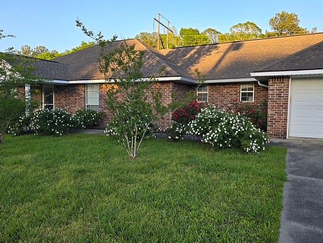1st image of 291 Veterans Ln