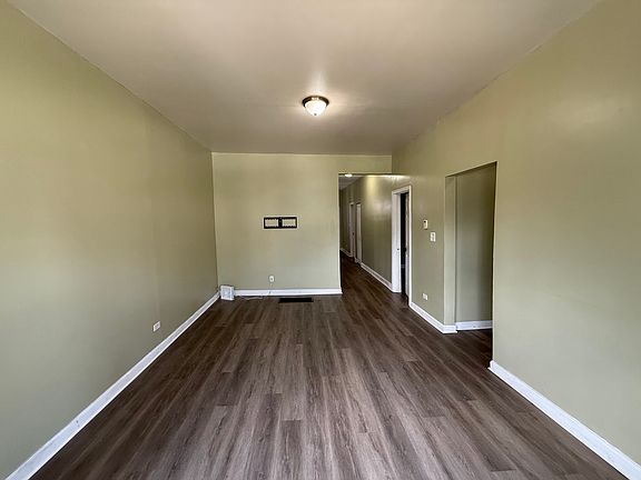 3rd image of 5742 S Paulina St #1