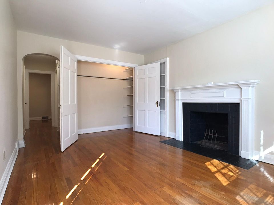1st image of 2525 Glenmary Ave APT 4