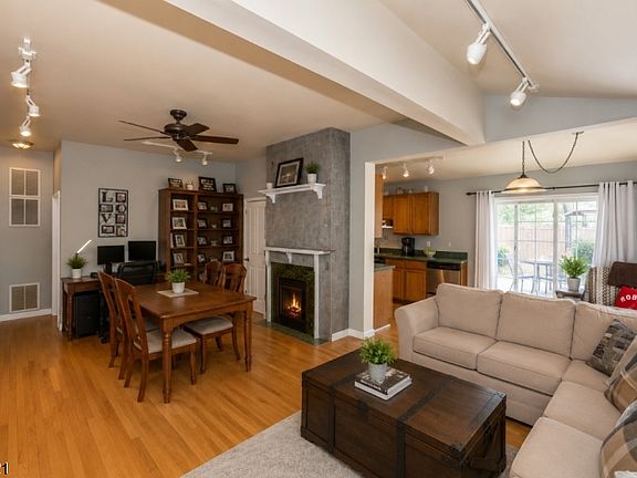 3rd image of 21-23 Fitzherbert Street