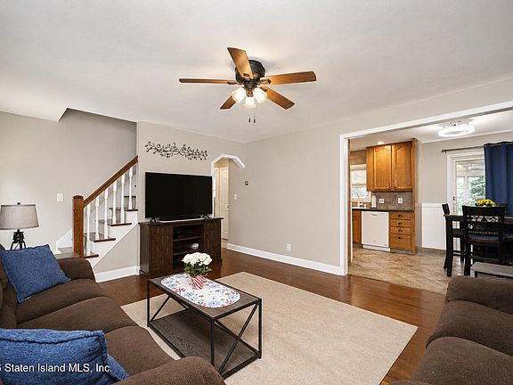 5th image of 177 Lander Ave