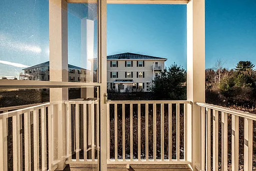 Cumberland Foreside Village Apartments — Photo 42