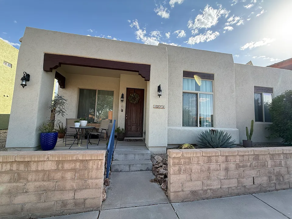 5218 S Nightbloom Way