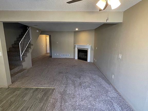 4th image of 200 NE Sunshine St APT B