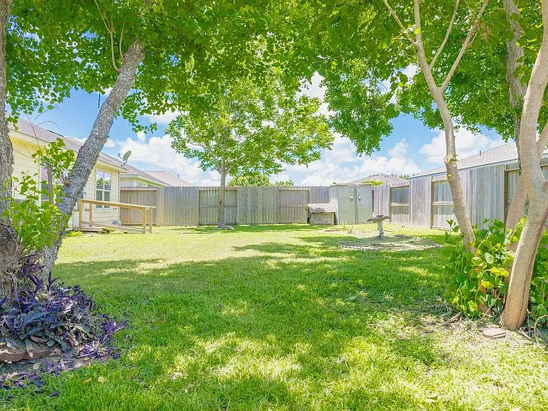 9514 Amberjack Dr — Photo 44