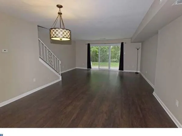 18 Cavendish Dr, Ambler, PA 19002