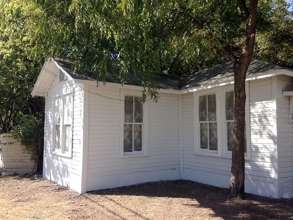 1st image of 113 S Olive St APT 2