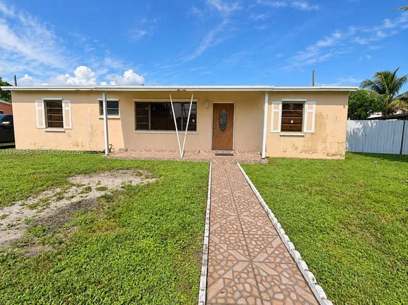 2755 NW 164th Ter, Miami Gardens, FL 33054