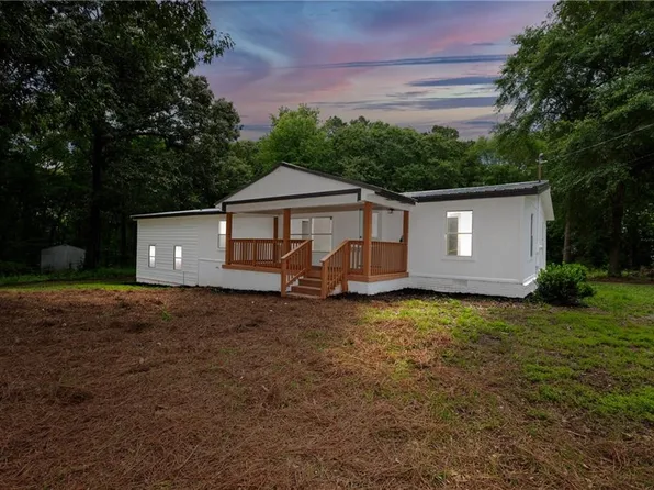 145 Lovetts Ridge Rd, Jackson, GA 30233