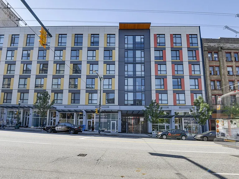 138 Hastings St E #202 — Photo 12