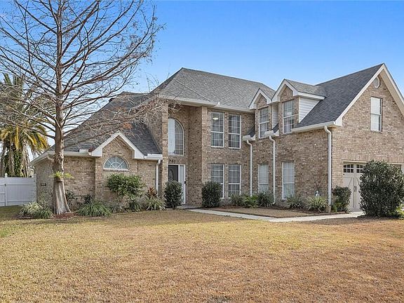 2nd image of 701 Church Pointe Dr
