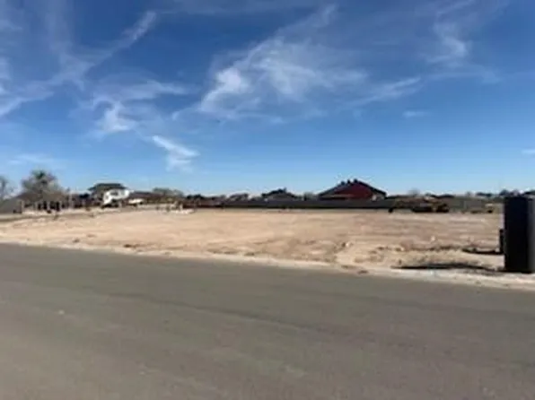 18 River Oaks Dr, Odessa, TX 79765