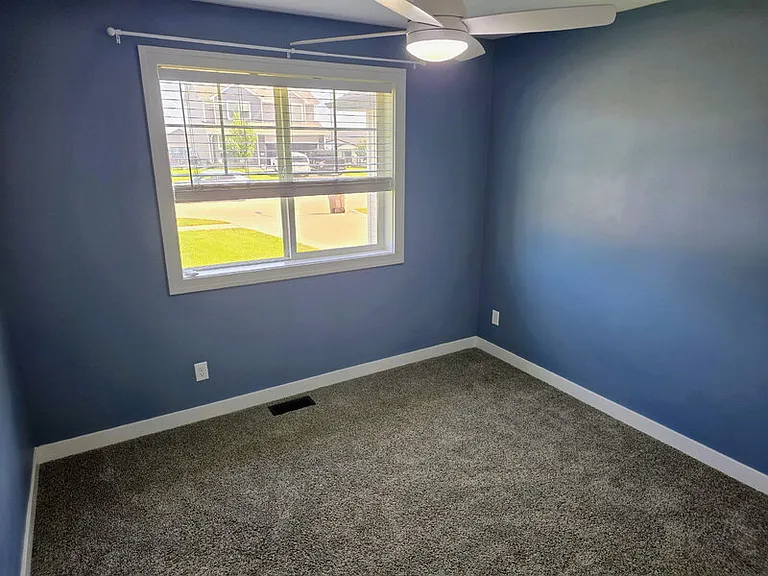 701 Bradford Dr — Photo 18