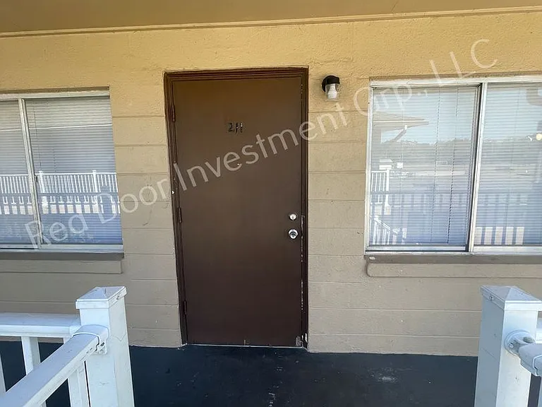 Robinswood — Photo 44