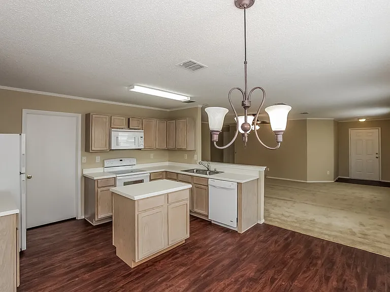 8608 Serenity Way — Photo 7