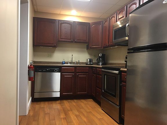 3rd image of 27 N Maple Ave