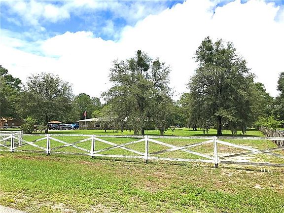 4th image of 28523 Sonny Dr