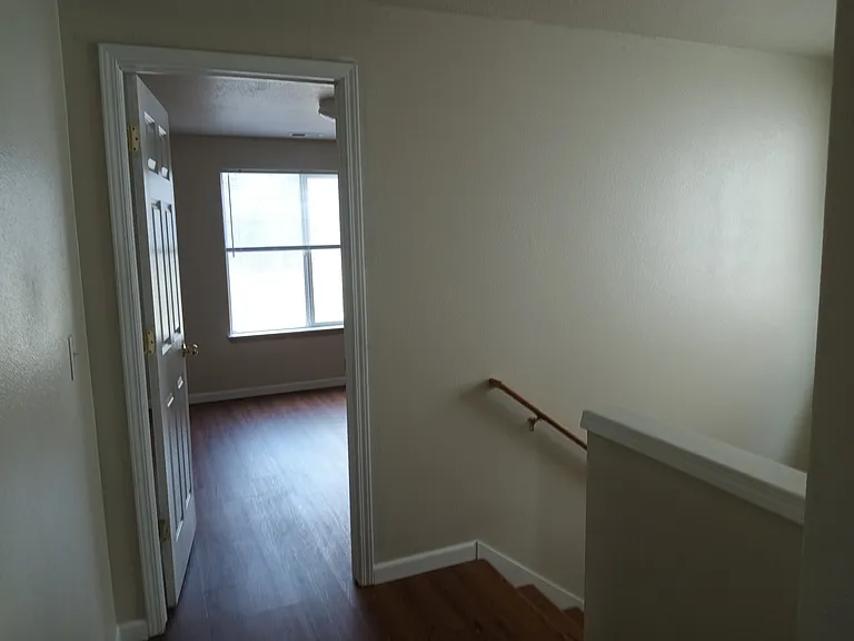 2531 SE 105th Ave — Photo 6