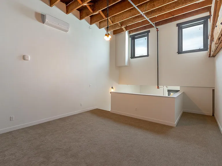 174 S Howard St #17 — Photo 9