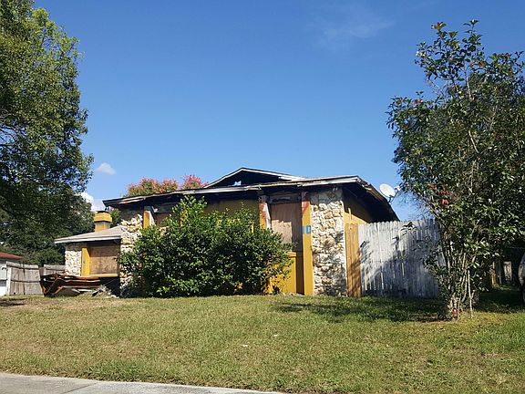 3rd image of 6195 Rhythm Cir