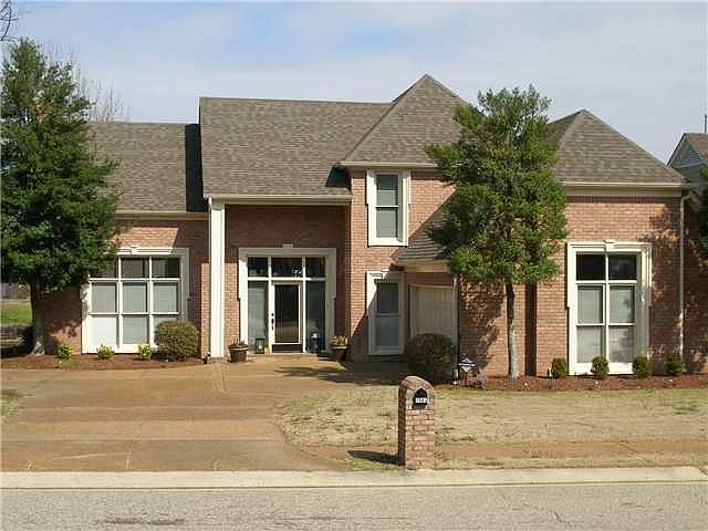 1st image of 7566 Emerald Greens Dr