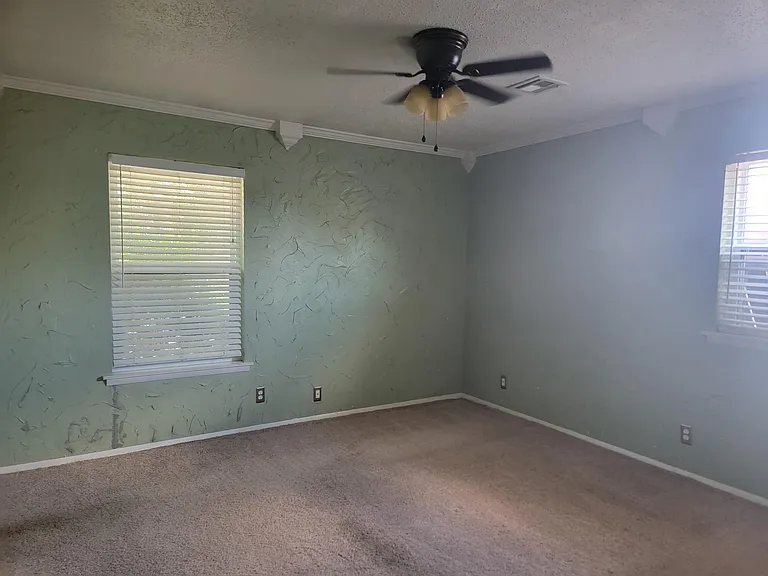 2307 Quannah Dr — Photo 10
