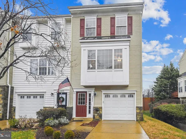 3853 Watkins Mill Dr, Alexandria, VA 22304