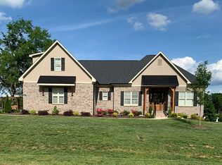 8411 Peony Dr, Stokesdale, NC 27357