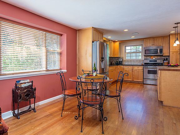 4th image of 6833 S Detroit Cir