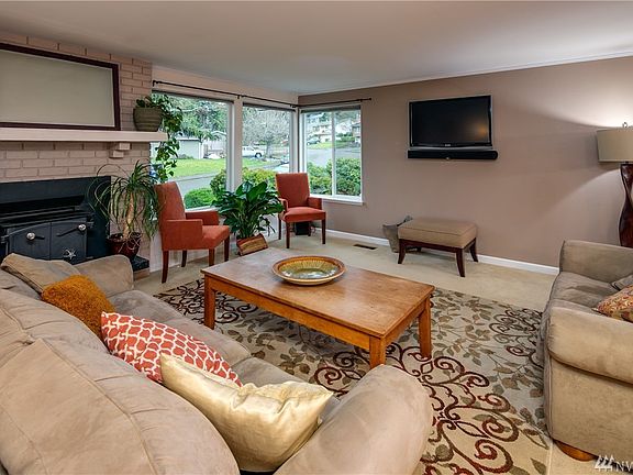2nd image of 3206 Maryland Pl